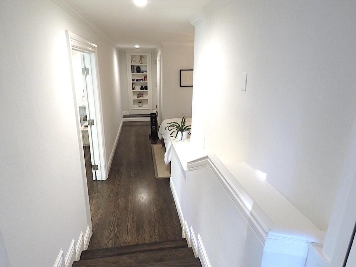 Garden Level Flat In 1885 Queen Anne Victorian Cottage In アラメダ エクステリア 写真